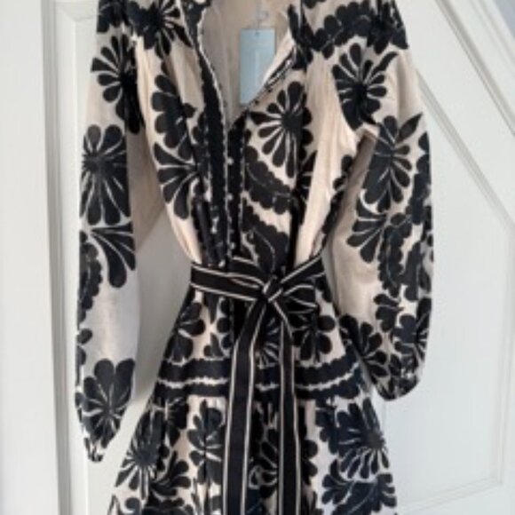 ANTONIO MELANI Black and Cream Long Sleeve Dress - Picture 2 of 4